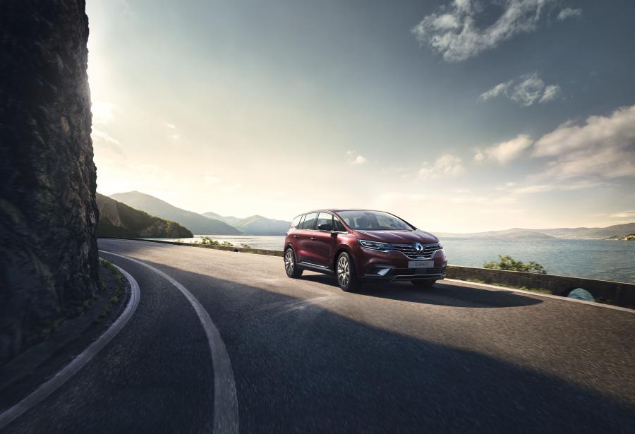  Renault Espace Initiale Paris (JR) 2019 года  (WW) (фото 18 из 36)